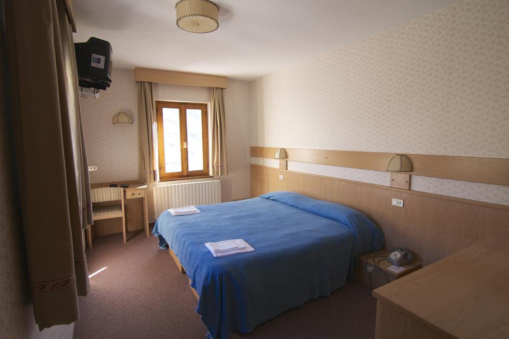 Hotel Folgore Passo Stelvio Room photo